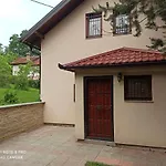 Сasa de vacaciones House Sarajevo *