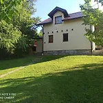 Сasa de vacaciones House Sarajevo Ilidža