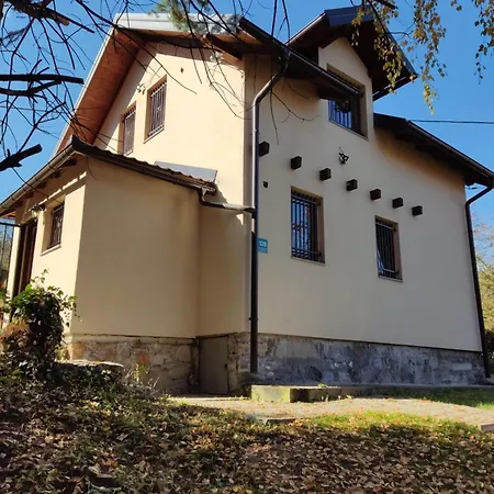 House Sarajevo * إليجا