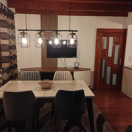 House Sarajevo Vakantiehuis *
