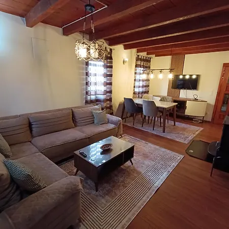 Сasa de vacaciones House Sarajevo *